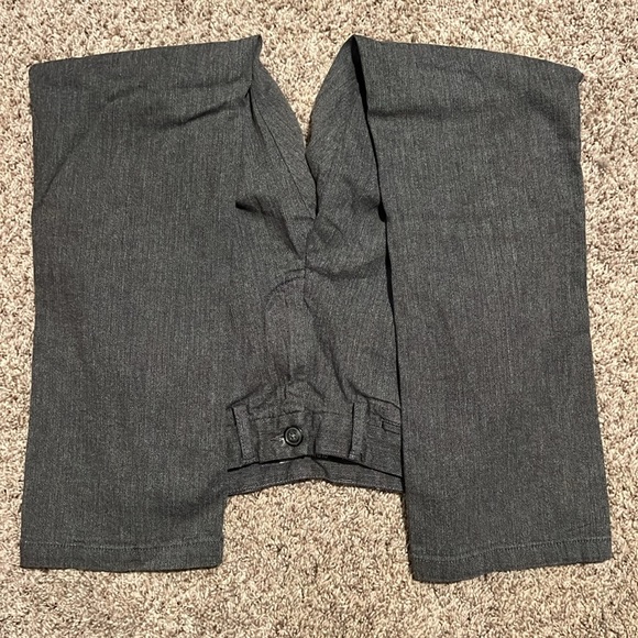 Old Navy ‘Ultimate Straight built in flex’ Herringbone pants 26x28 - Picture 4 of 9